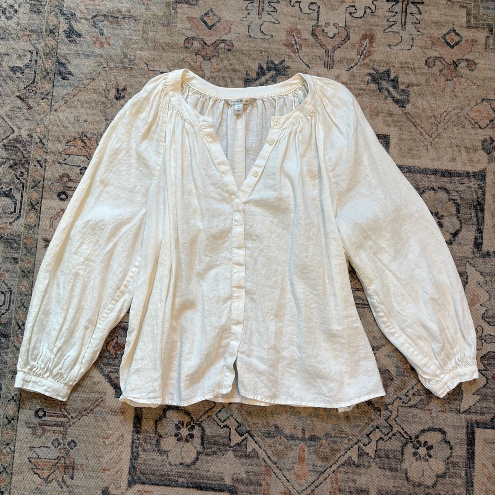 Banana Republic Linen Button Front Blouse